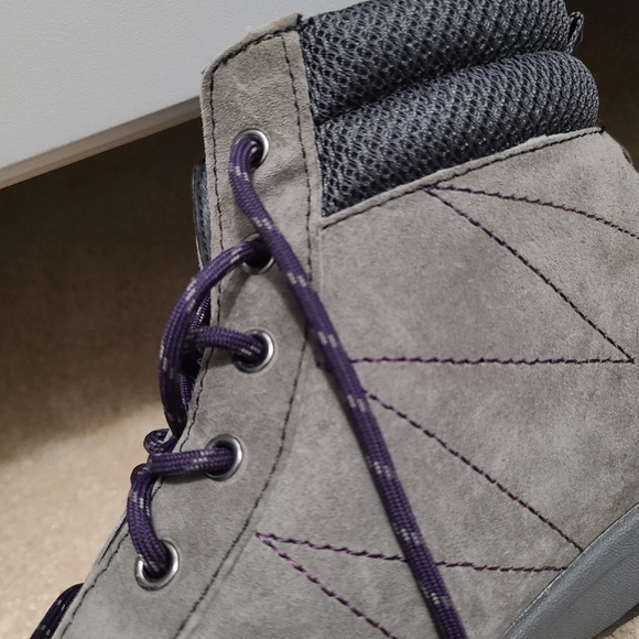 SOLD DONT BUY..IT WONT MAKE SOLD...Womans steel creek ankle boot - Picture 5 of 11